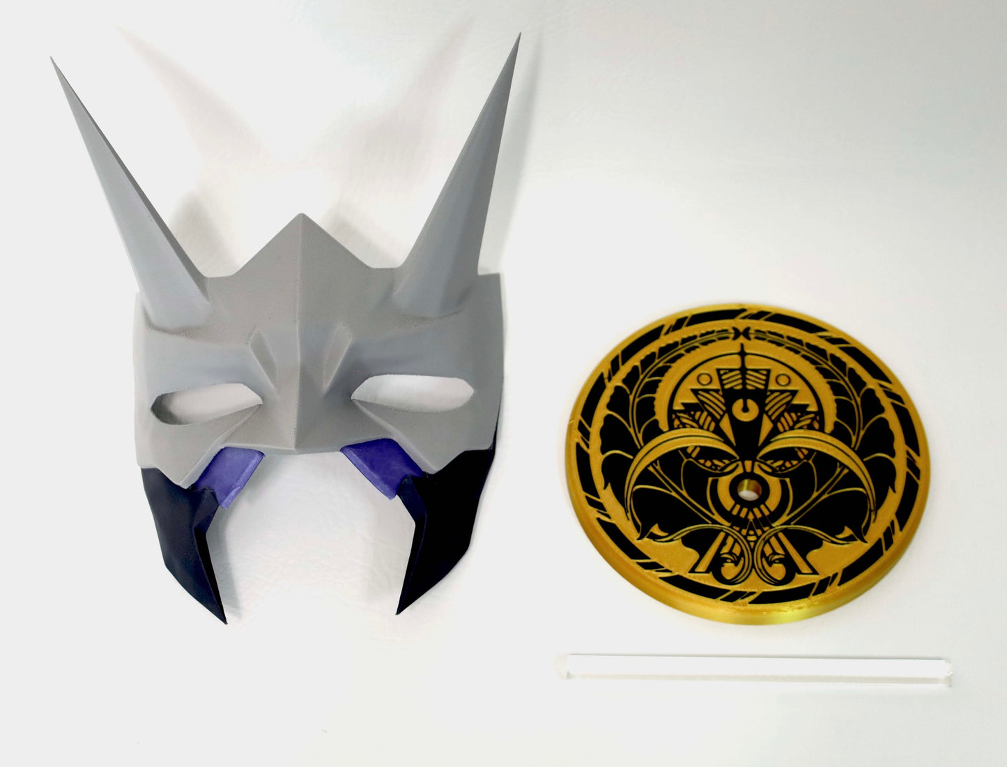 3D Printed: Replica ‘Paragon’ Mask & Display Stand