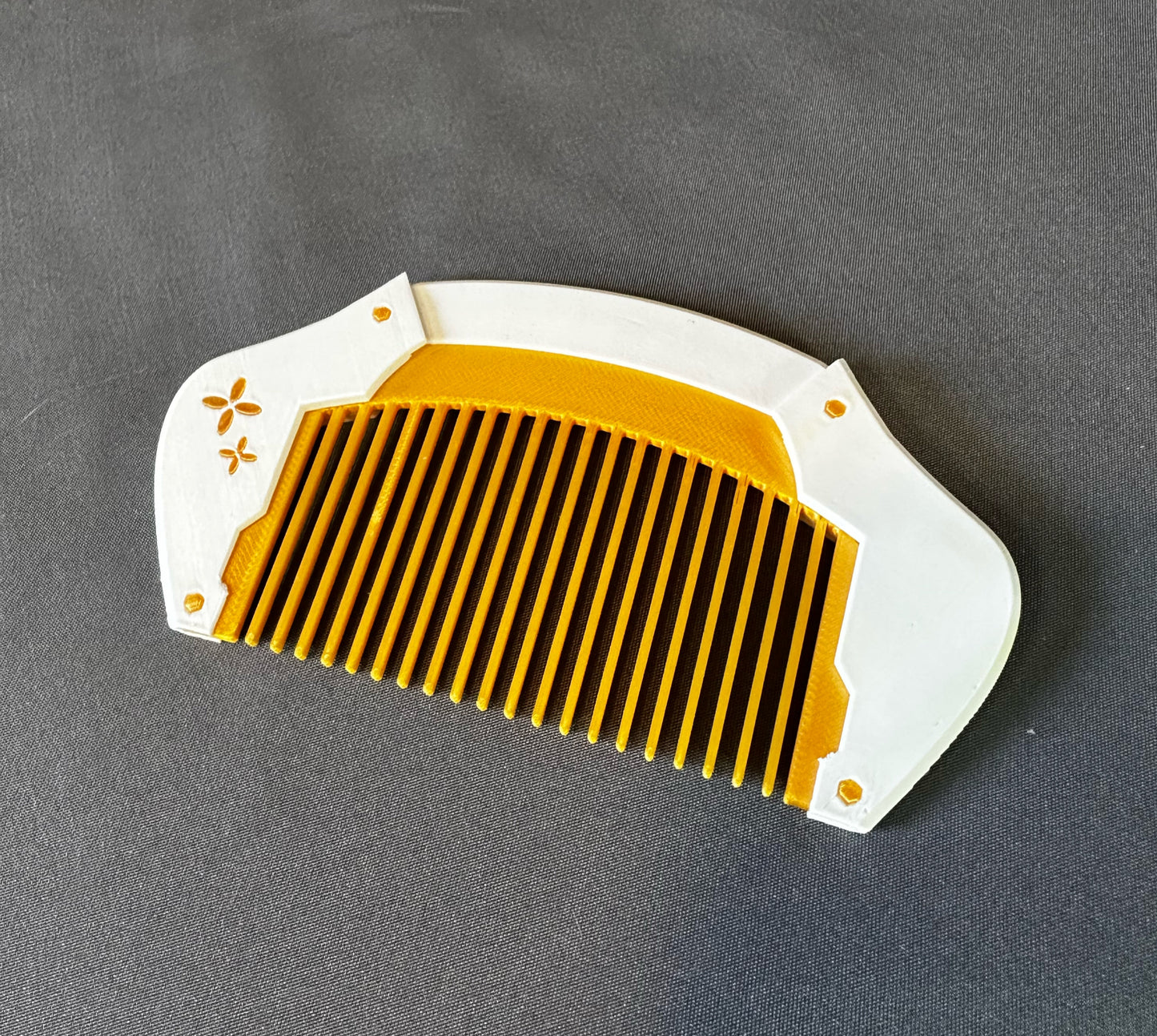 3D Printed: Replica Comb